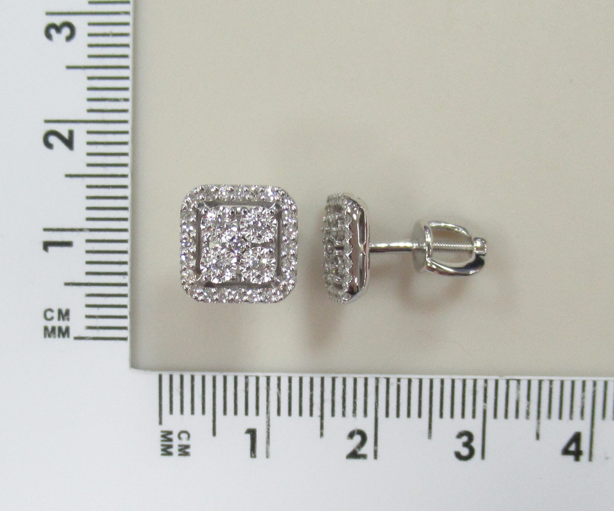 10511-000761 Серьги (Au 585)